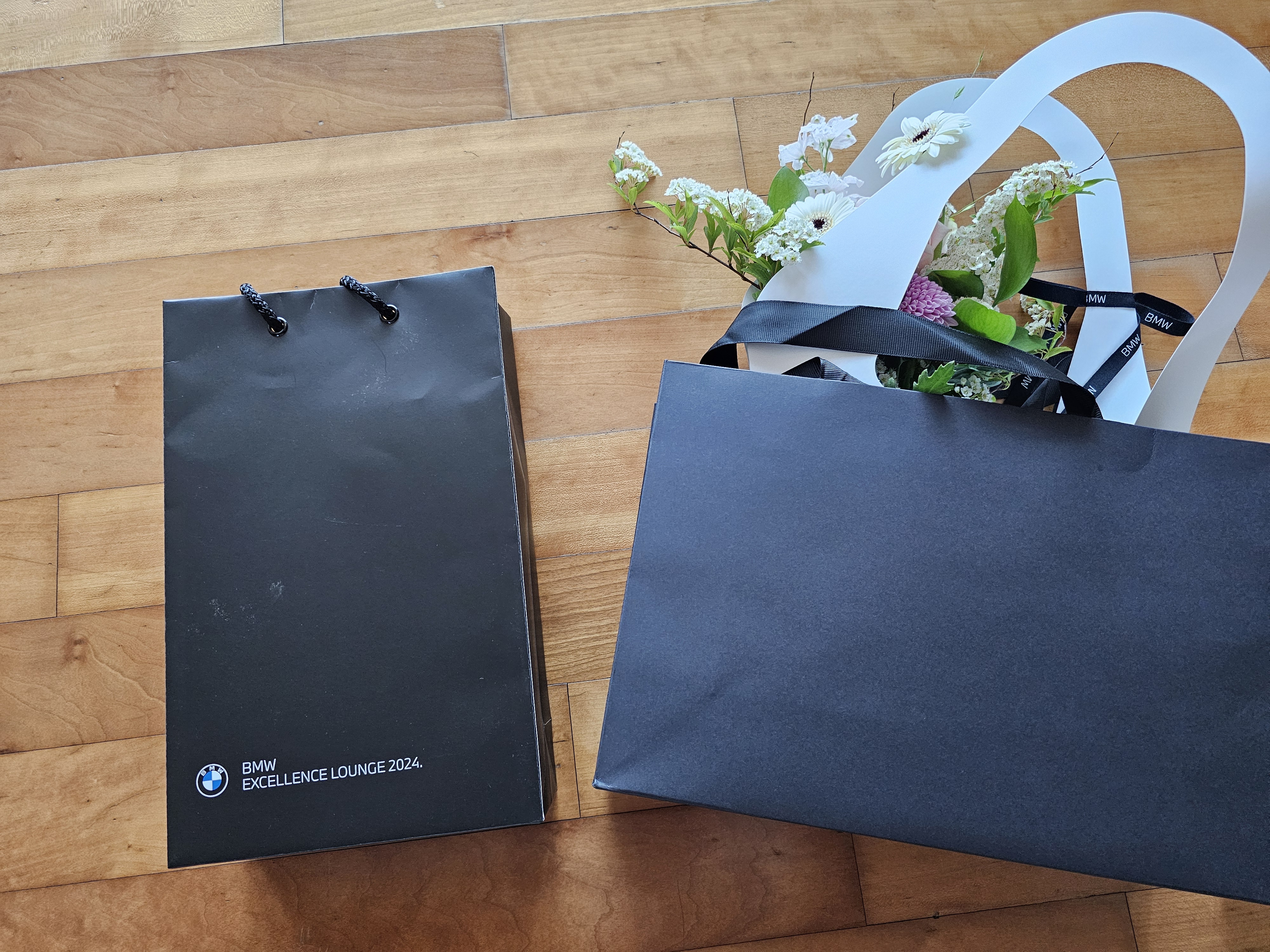 BMW Excellence Lounge 방문 후기