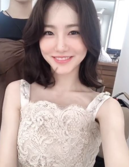 신예은 셀카