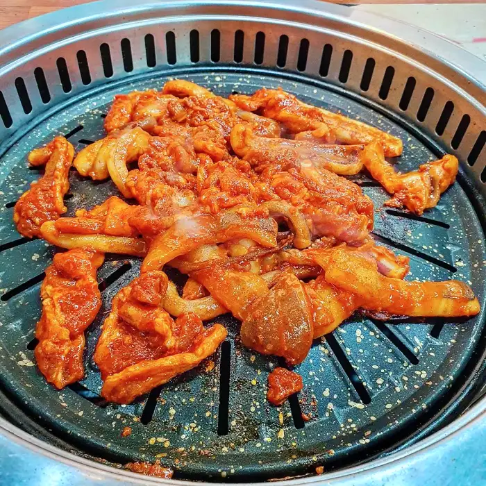 토요일은 밥이좋아 토밥좋아 평창 오삼불고기 거리 오징어 삼겹살 숯불 구이 맛집