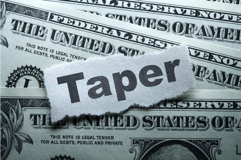  2021년 11월 3일 월스트리트(Wall Street) 헤드라인뉴스, 연방준비제도이사회의 '테이퍼(Taper)' 발표를 앞두고, 테이퍼링 움직임, 질로우(ZG) 홈 플로핑, 브레이브스 월드 시리즈 우승