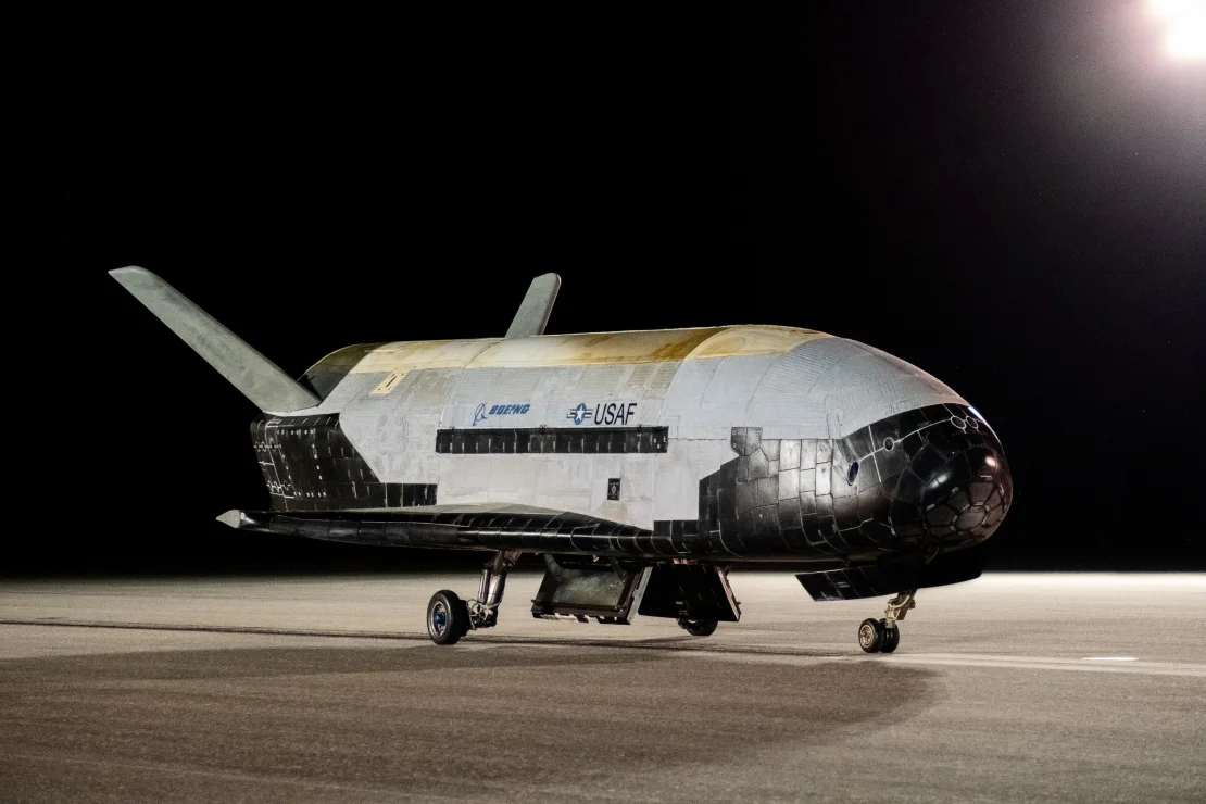 스페이스X(SpaceX), 미군의 가장 매혹적인 비밀 중 하나인 X-37B 비행기 발사