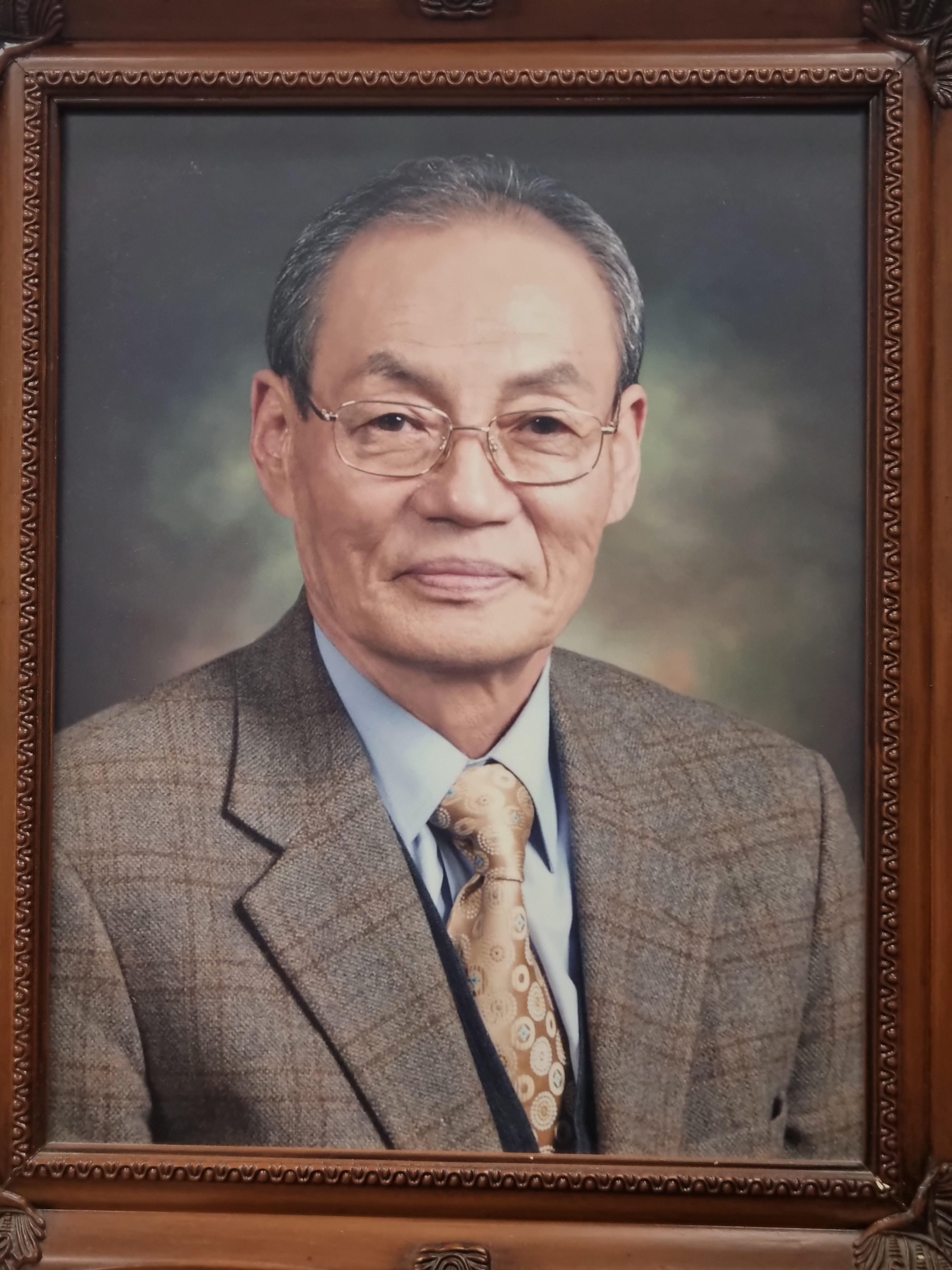  아버지 친구에 알리는....