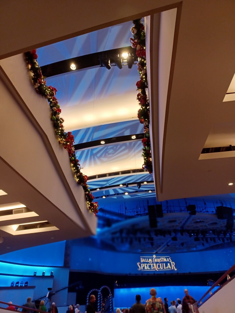 Dallas Christmas Spectacular을 보고