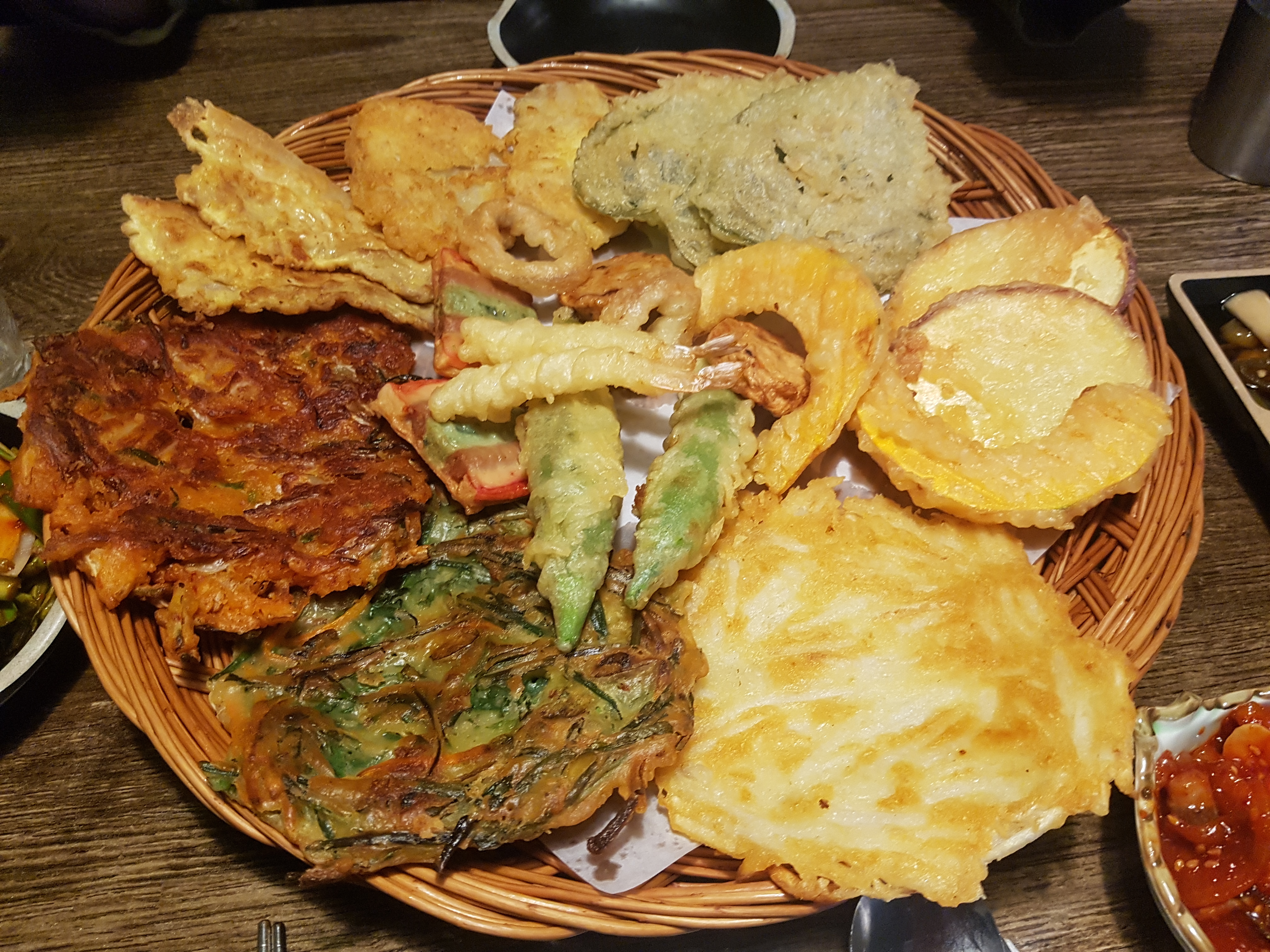  창원시 상남동 전집, 막걸리 - 신춘향전(모듬전)