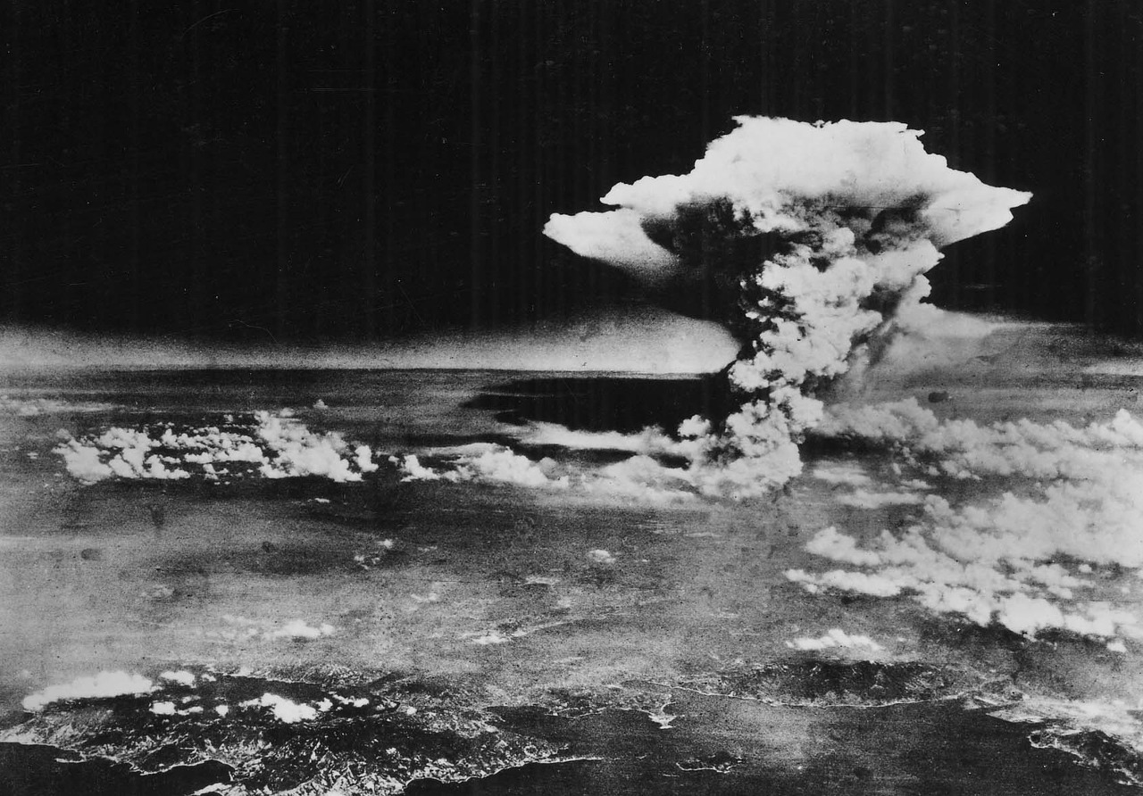  Science/Physics of the Atomic Bomb