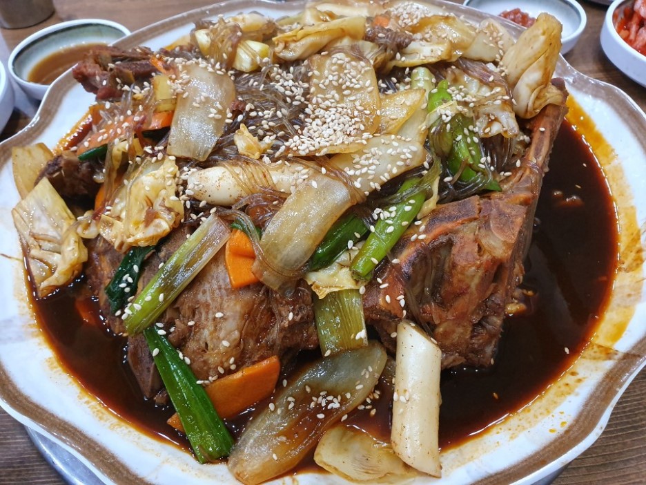 삼형제감자탕 이미지