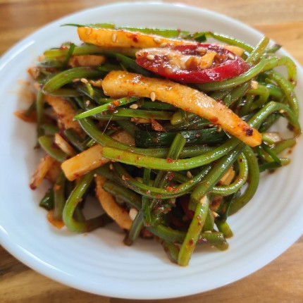 여름철 입맛 살리는 반찬 고구마순 김치 담그는법 여름철 입맛 살리는 반찬 고구마순 김치 담그는법