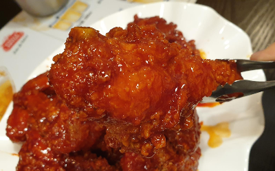  [리뷰] BBQ 신메뉴 뱀파이어치킨 1단계를 먹어봤습니다!