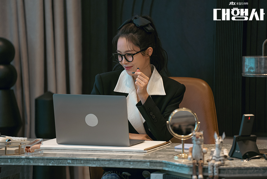 JTBC 대행사 '손나은'
