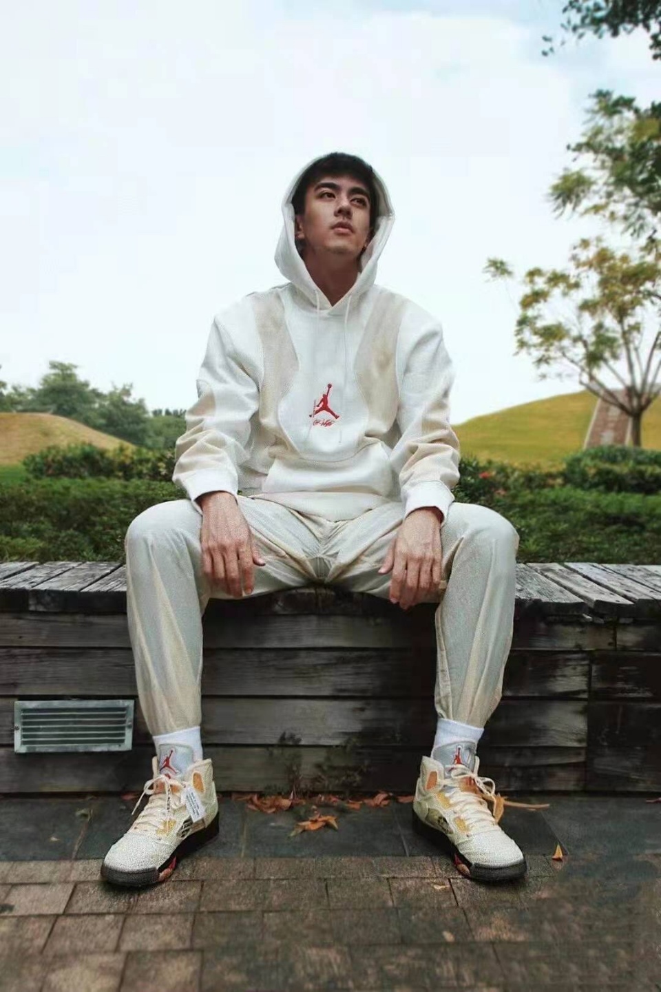  [OFF WHITE x JORDAN] 오프화이트 X 조던 스웨트 셔츠 풀 오버 후드 티셔츠 CV0539-134