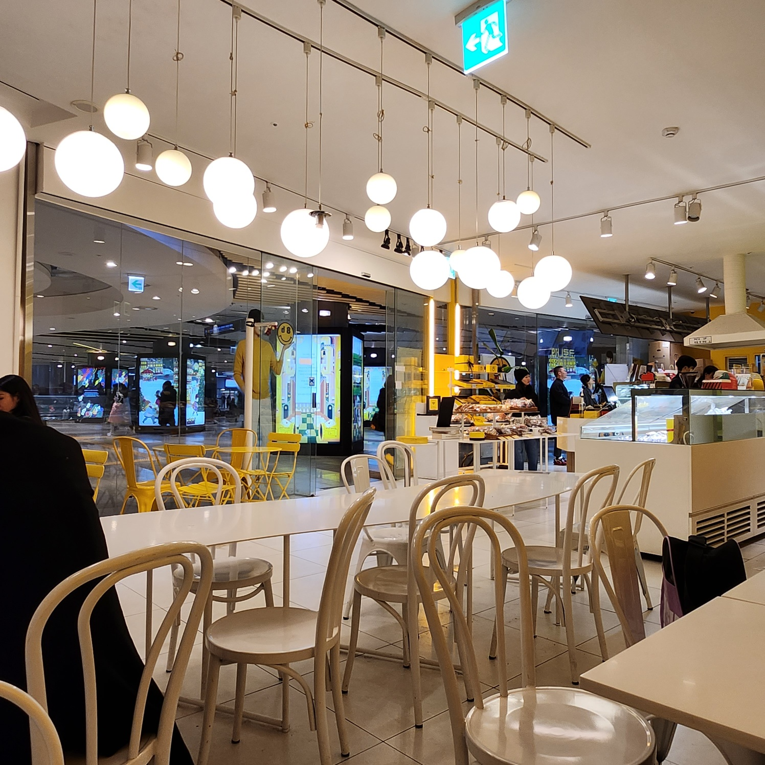 잠실역 에잇비돌체 8b DOLCE 지하철역 역사 내에 있는 카페 내돈내산 후기