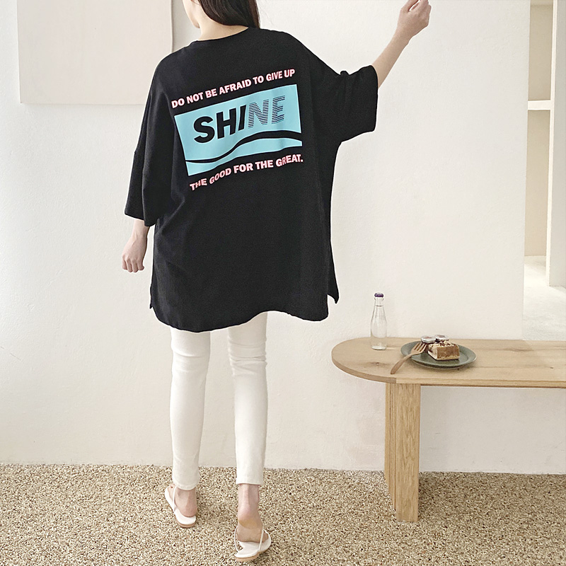  스퀘어 레터링 반팔 롱티셔츠