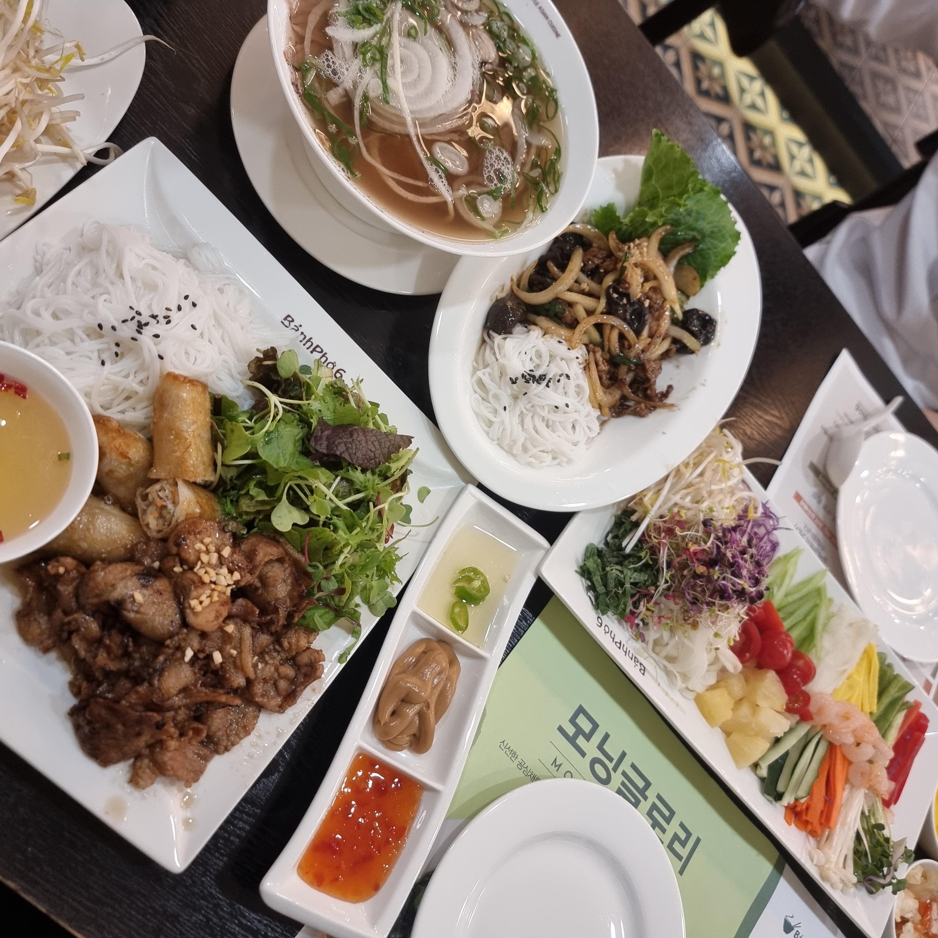  청량리역 롯데백화점 맛집, 반포식스 쌀국수
