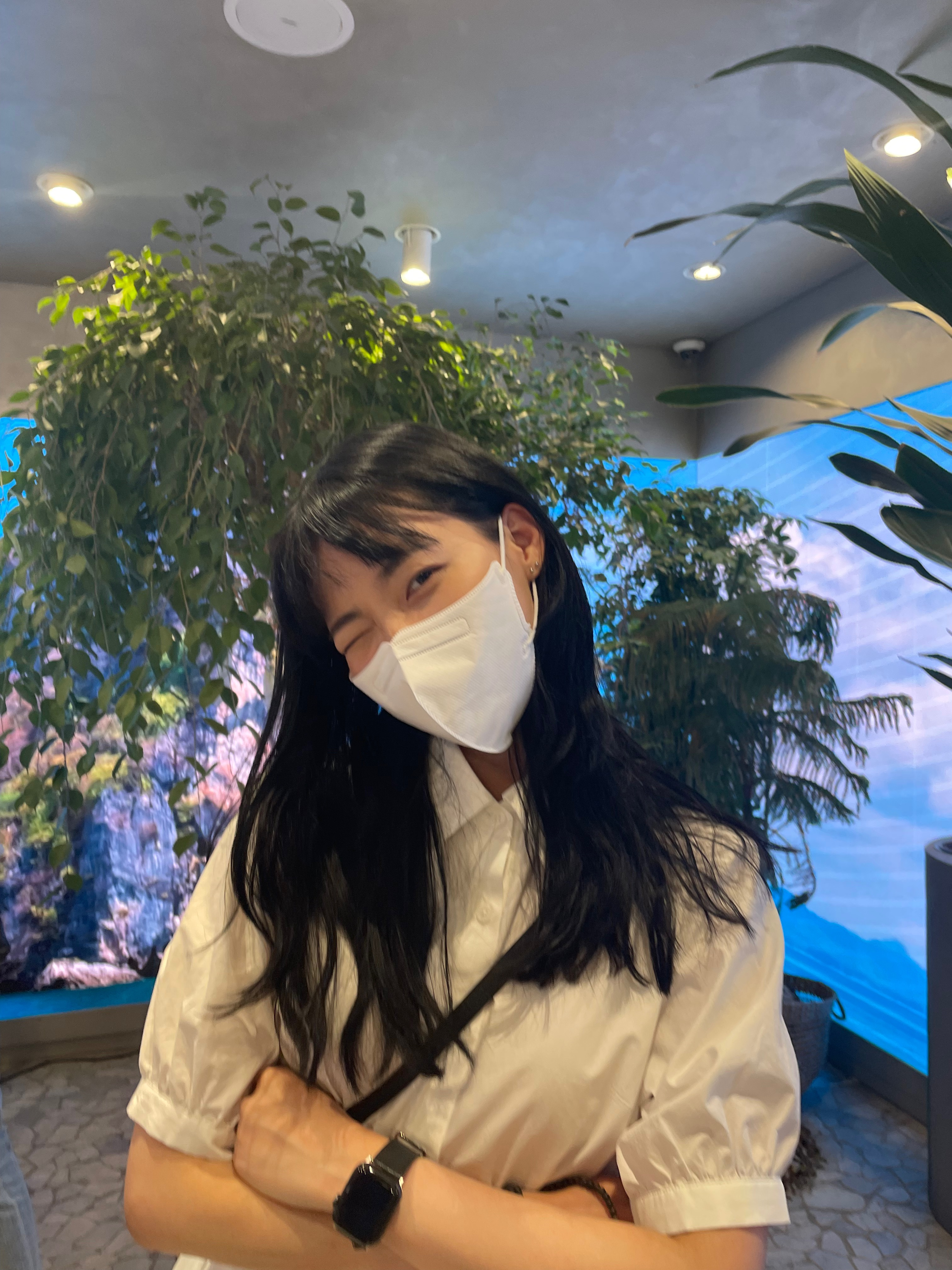  바깥은 여름