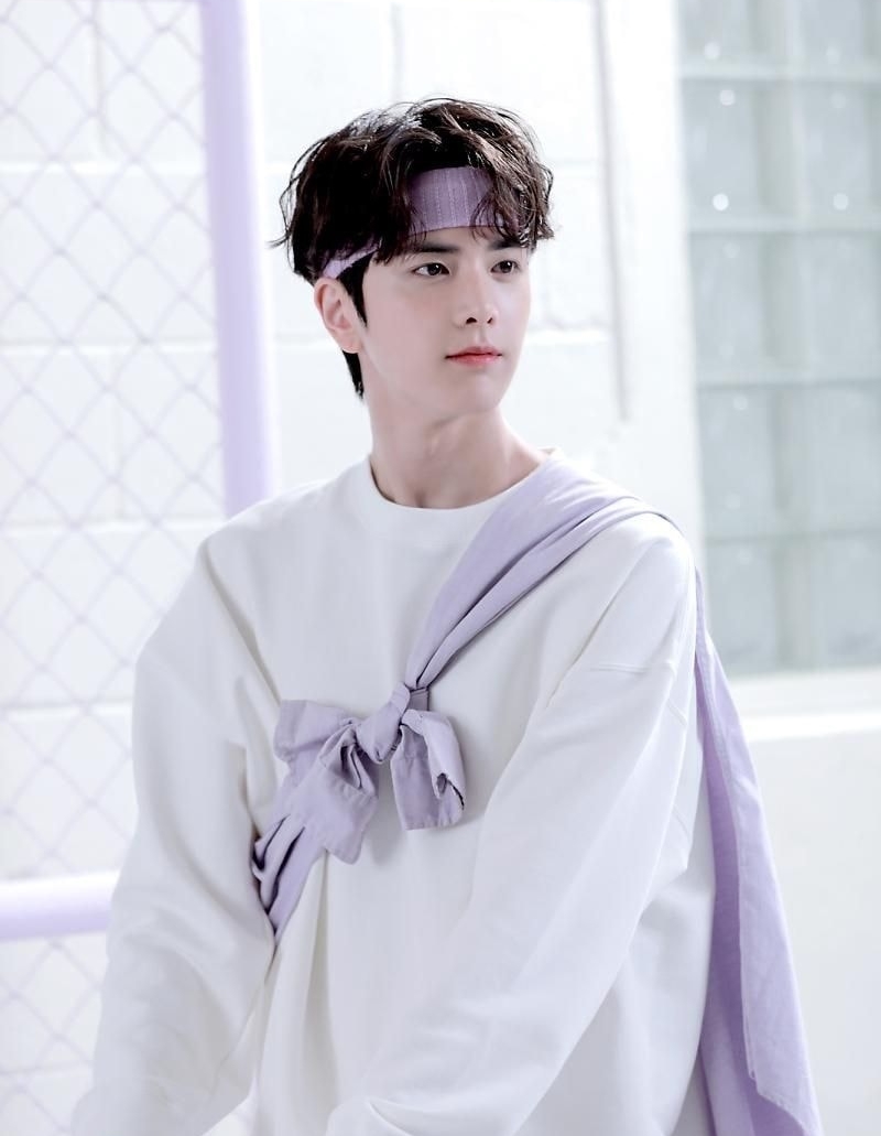  더보이즈 영훈 주연 광고 비하인드 사진 얼굴합 대박임
