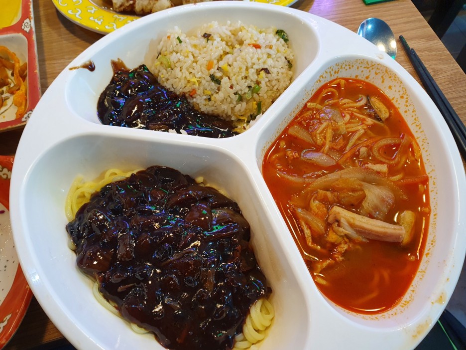  코로나도 비켜간 인기비결<보배반점 하월곡점> 불맛을 보여주겠다!