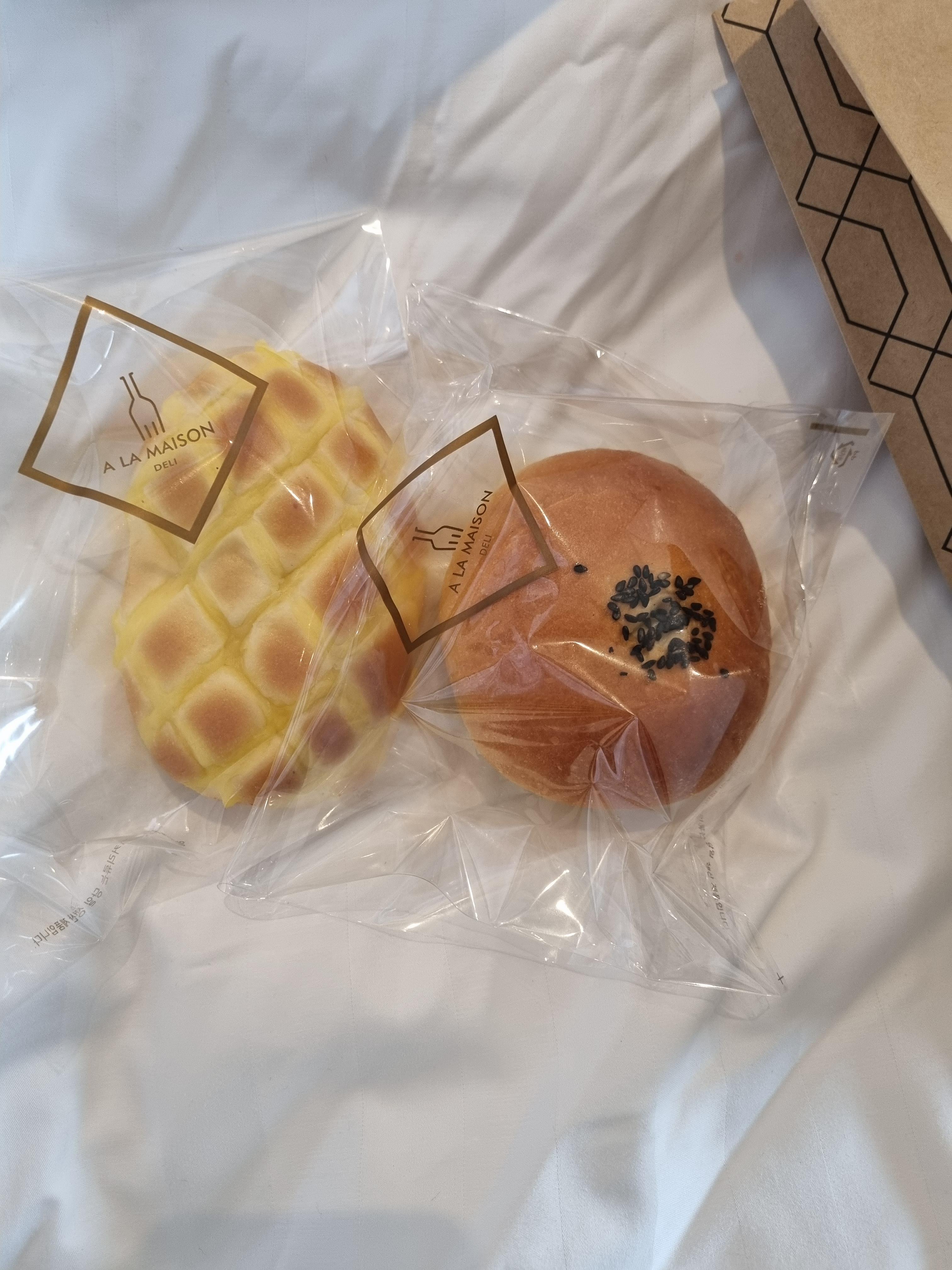  호텔 단팥빵은 맛있을까? 용산 드래곤시티 노보텔 알라메종델리 단팥빵