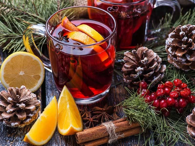  우리나라 쌍화탕과 유사한 '뱅쇼' 그리고 레시피 VIDEO: Vin Chaud (French Mulled Wine)