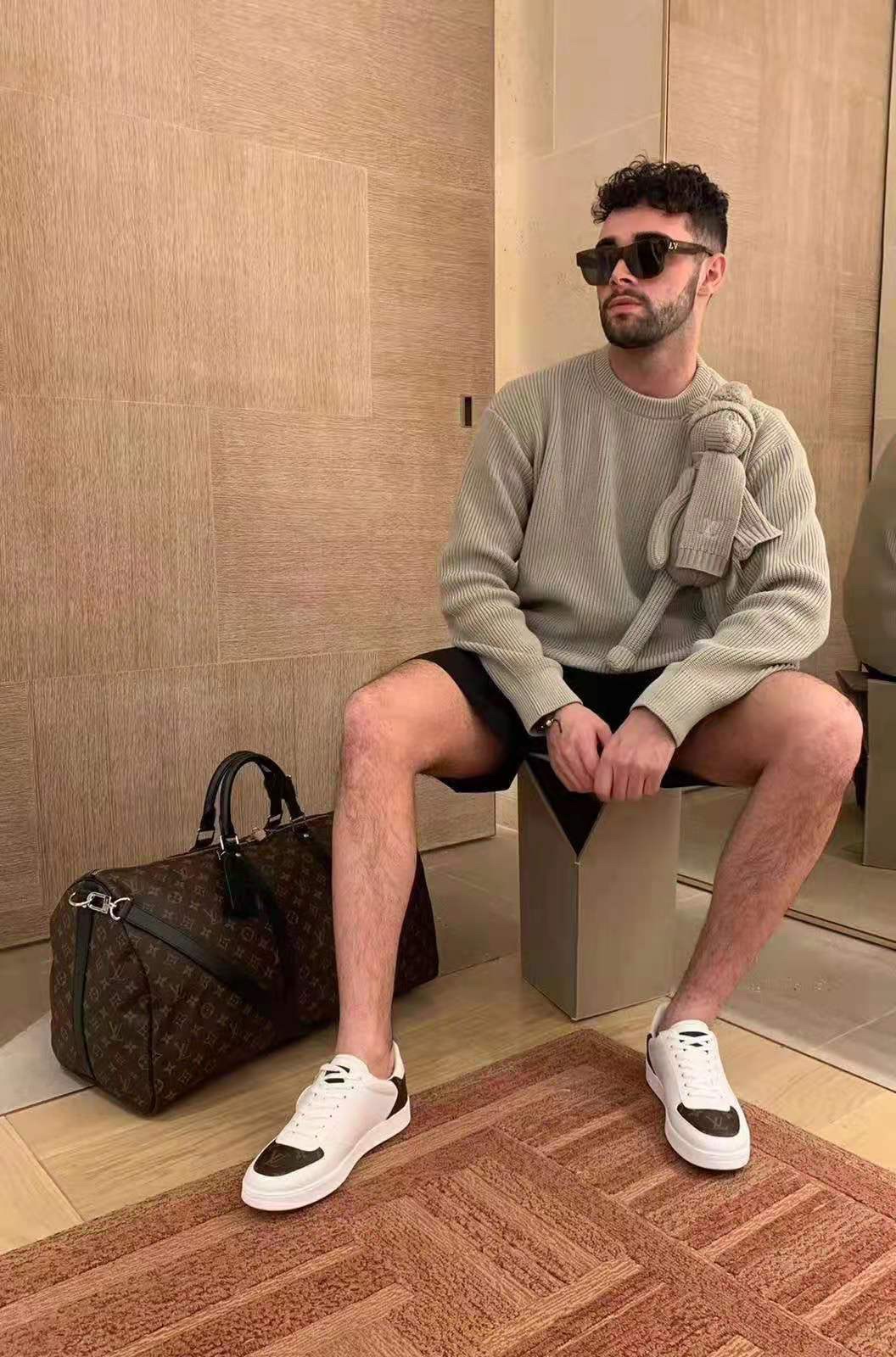  [LOUIS VUITTON] 루이비통 스티치드 테디 풀오버 니트 스웨터 1A8P40