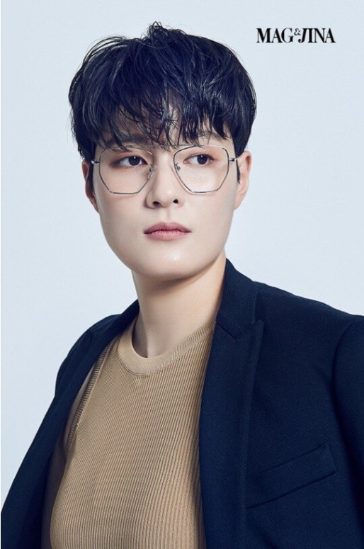 김희진 YGX 리전마에서 본업 존잘러 화보 양궁 안산 배구선수 13