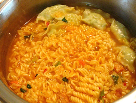  매운치킨 라면 순위 스코빌지수 알아봤습니다.