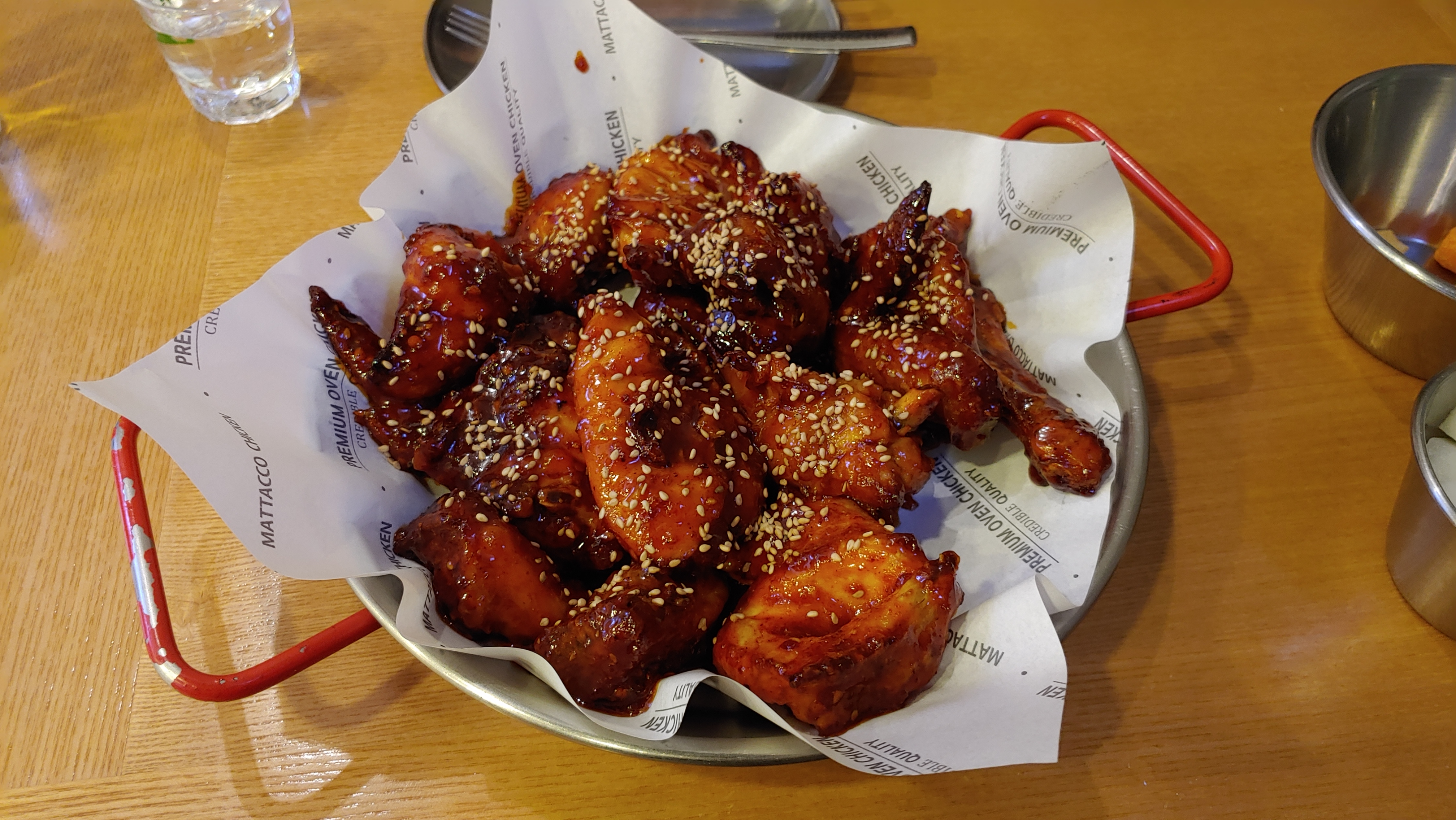  가성비가 내려오는 치킨, 맛닭꼬