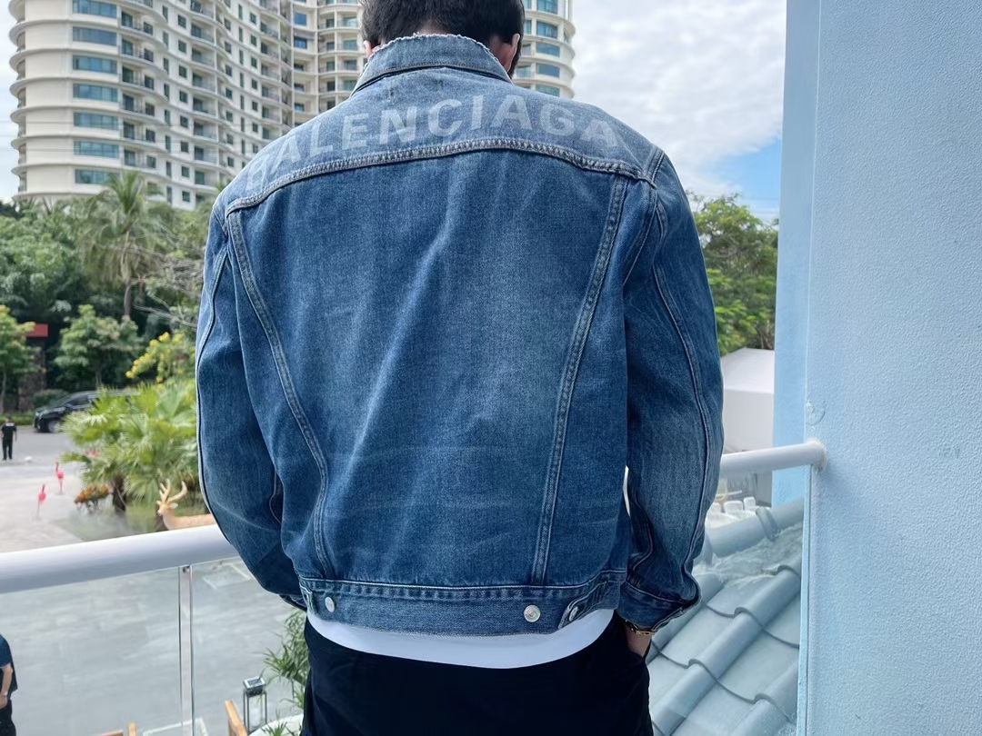  [BALENCIAGA] 발렌시아가 데님 자켓 557351 TBP48 4009