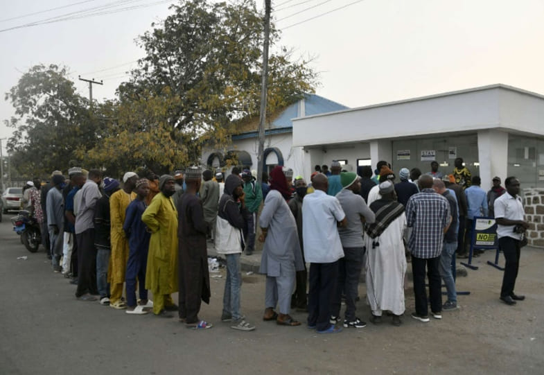 나이지리아 은행&#44; 현금 부족으로 폭동 발생...비트코인 상승 이유? VIDEO: Riots break out in Nigerian cities amid cash scarcity