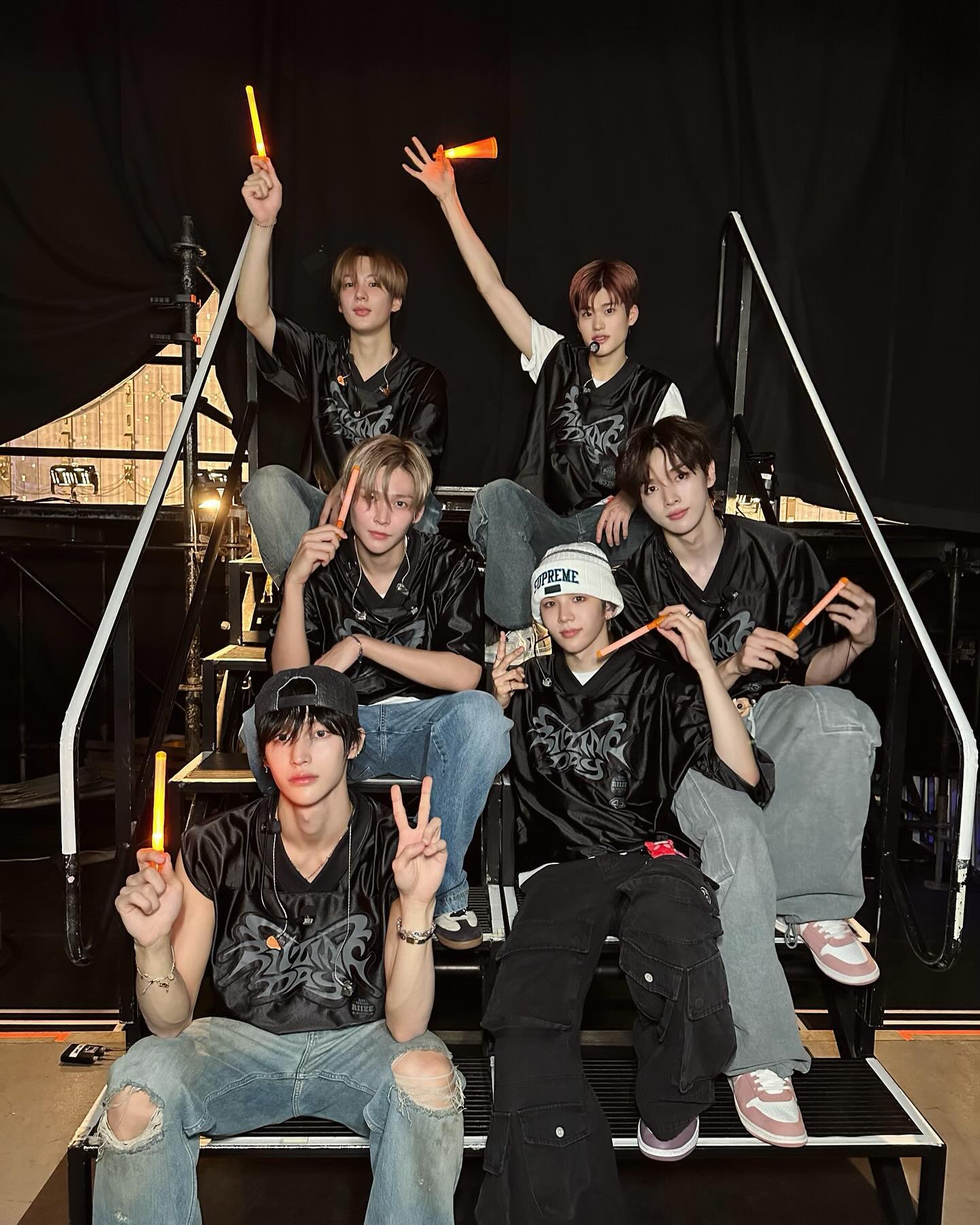 20240511도쿄라이징데이팬콘1일차인스타가족사진