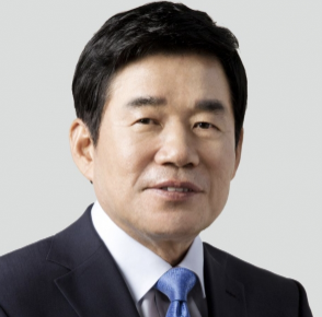  국회의장 김진표 의원 프로필 나이 학력 고향 이력 부인 자녀