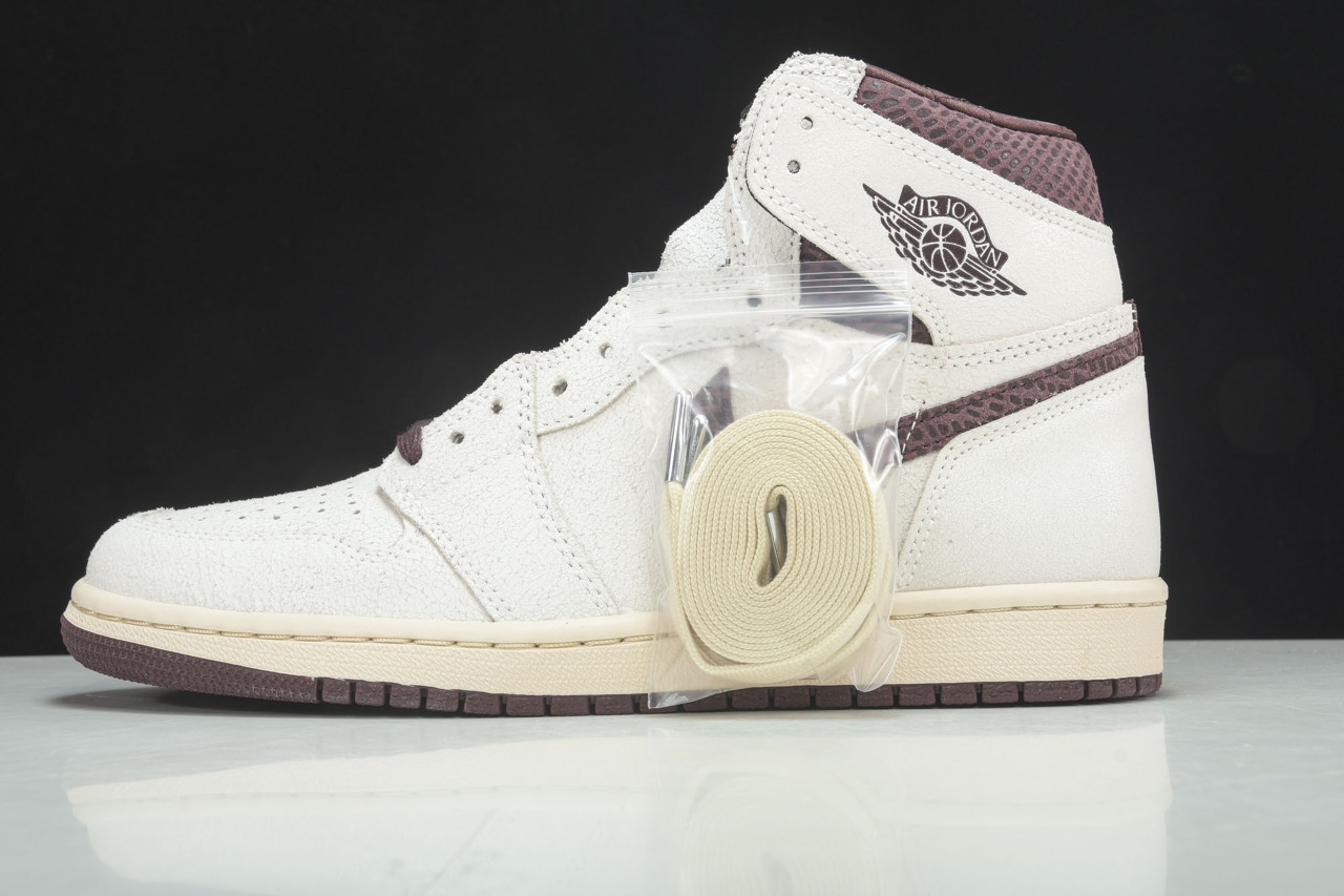  [NIKE x A MA MANIERE] BC 나이키 x 아 마 마니에르 에어조던1 레트로 하이 OG SP 세일 앤 버건디 Sail and Burgundy DO7097-100