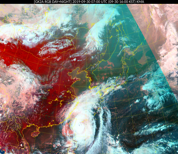 18호 태풍 위성사진