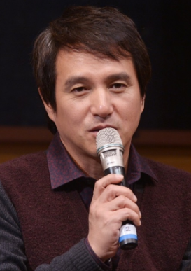 조재현