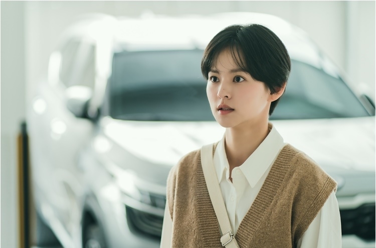 김윤혜 나이 프로필 키 화보 인스타 빈센조 다리 과거 모델 근황 드라마 영화