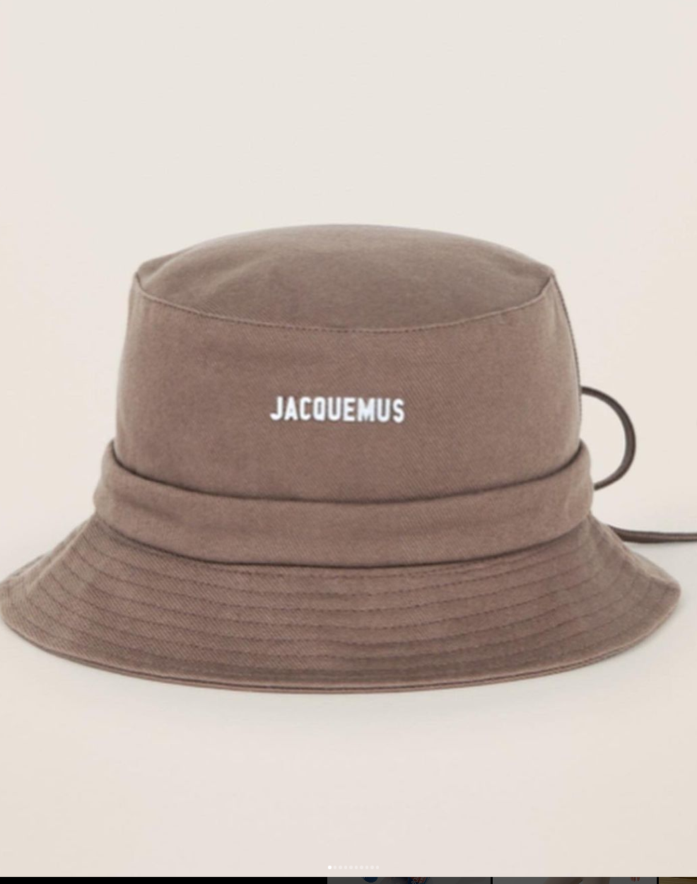 jacquemus/자크뮈스/모자/호주자퀴뮈스/버킷햇/데일리룩/공항패션/직구