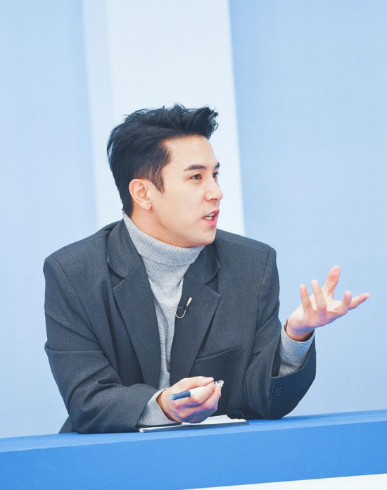  장민호, 훈훈 조각상 비주얼