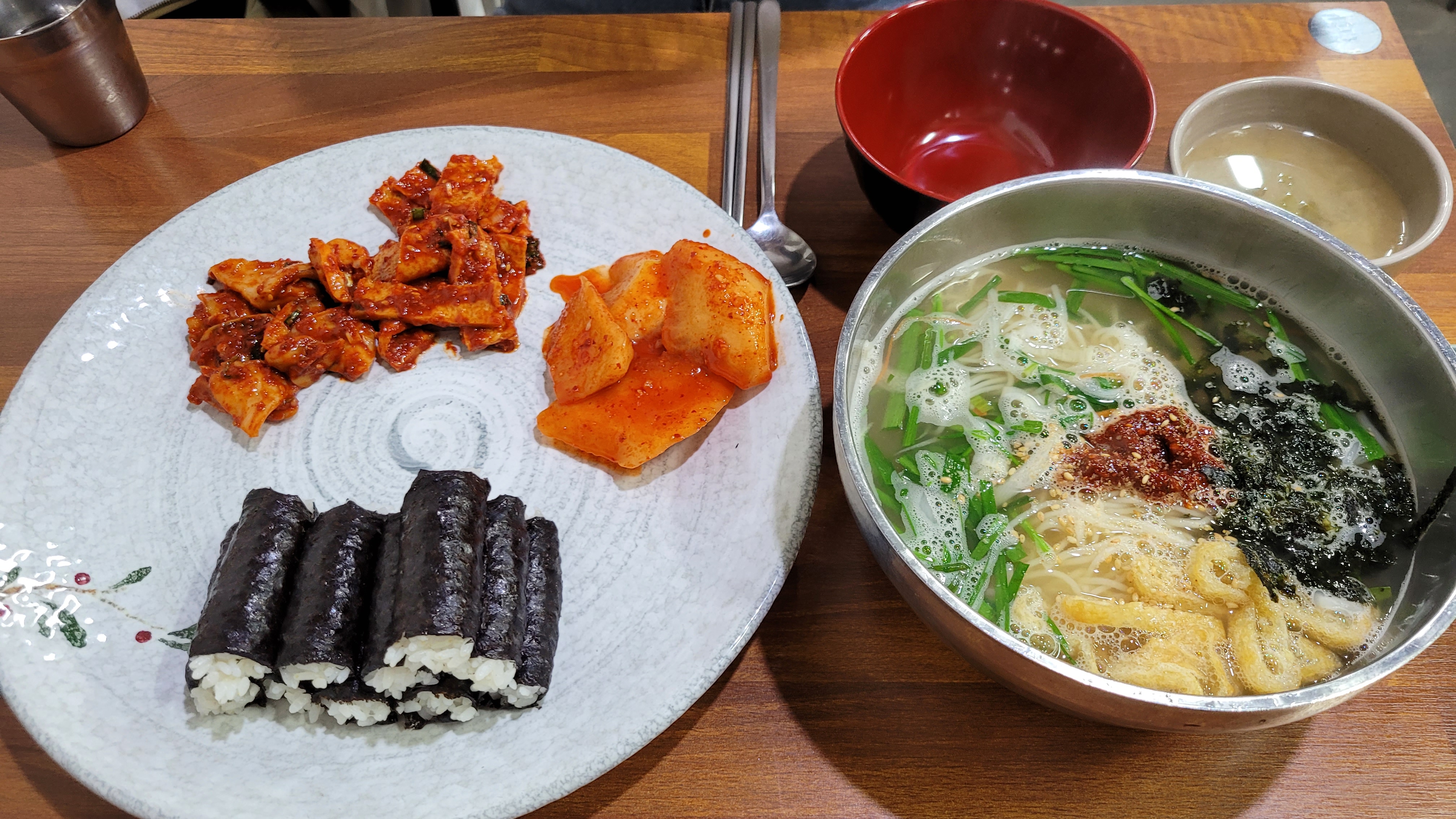 이대충무할매김밥 이미지