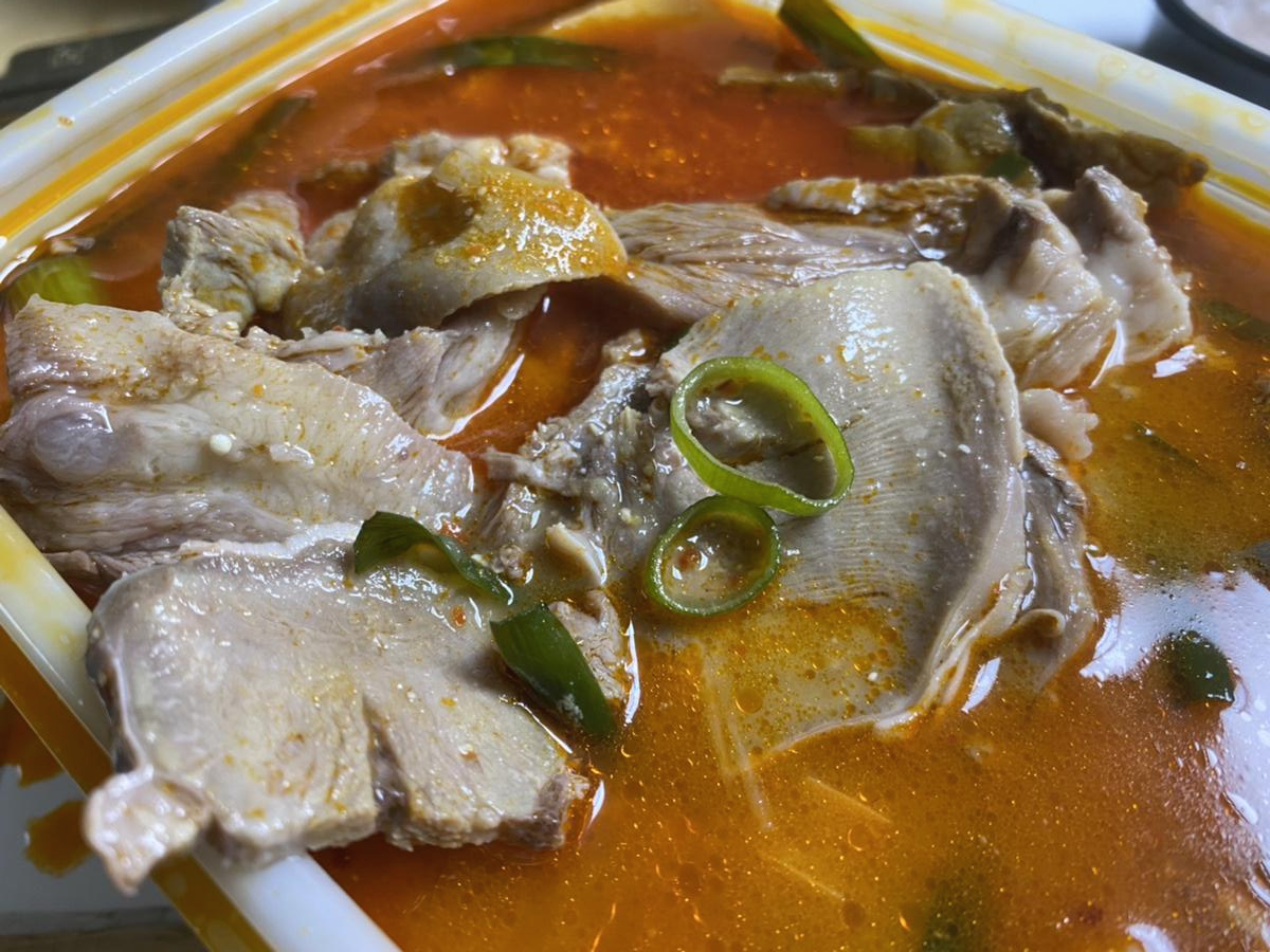  춘천 거두리 별미얼큰순대국 배달 후기 [얼큰순대국, 순한순대국, 순대정식, 편육]