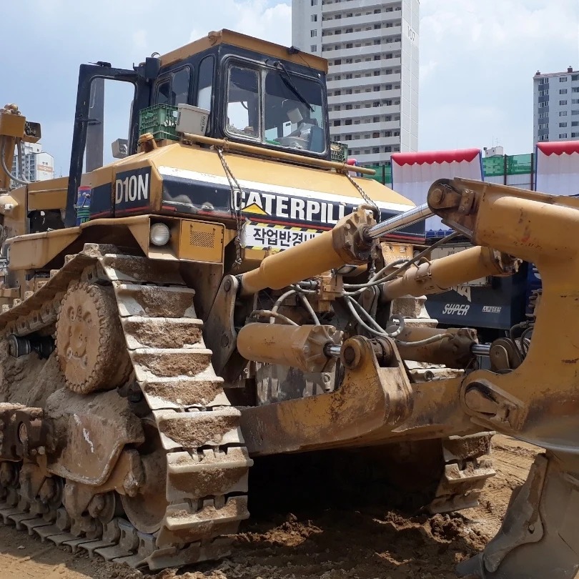  캐타필라 D10N 1991년식 8000만원 판매합니다.