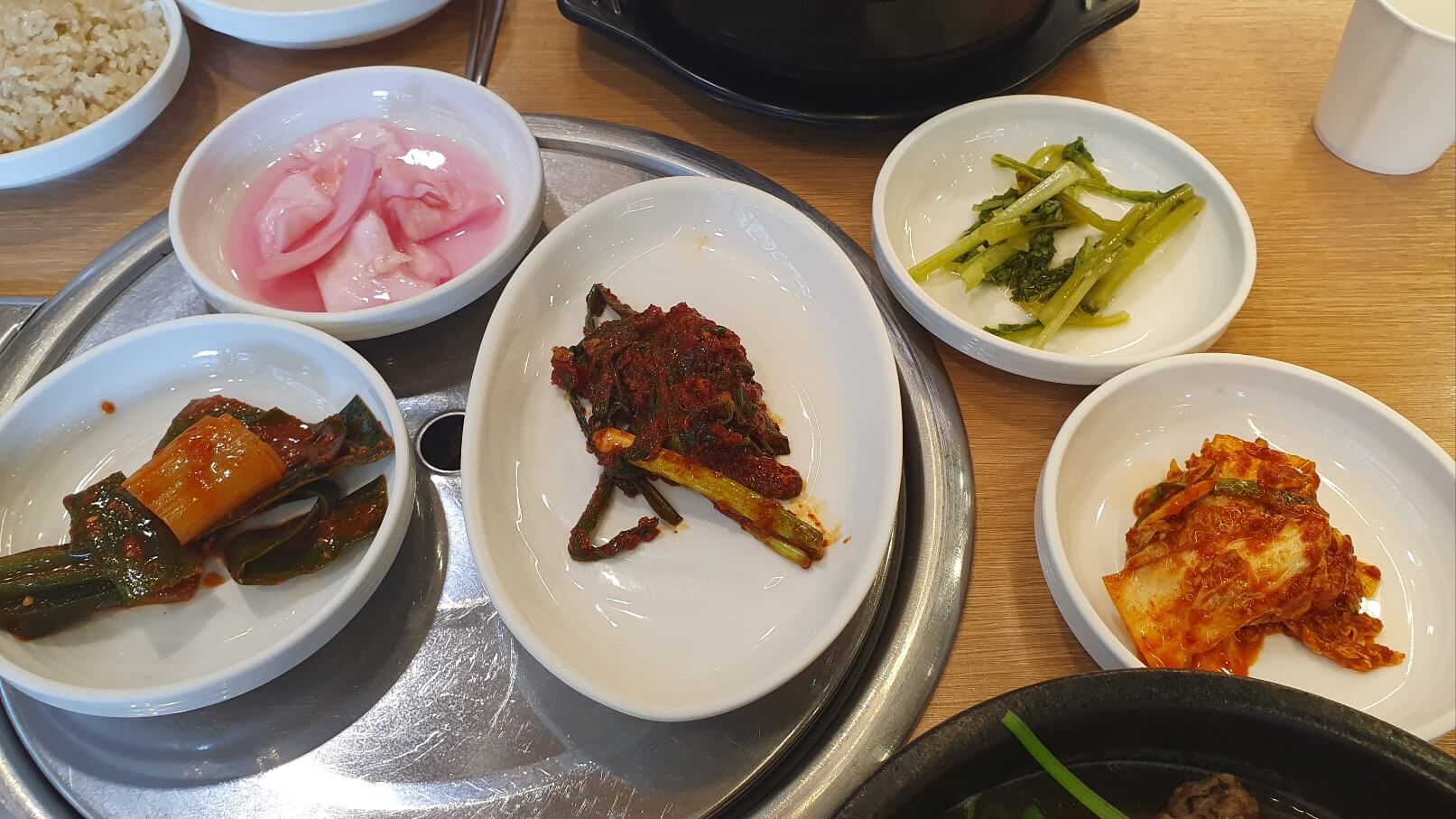 풍암 능이버섯백숙 밑반찬