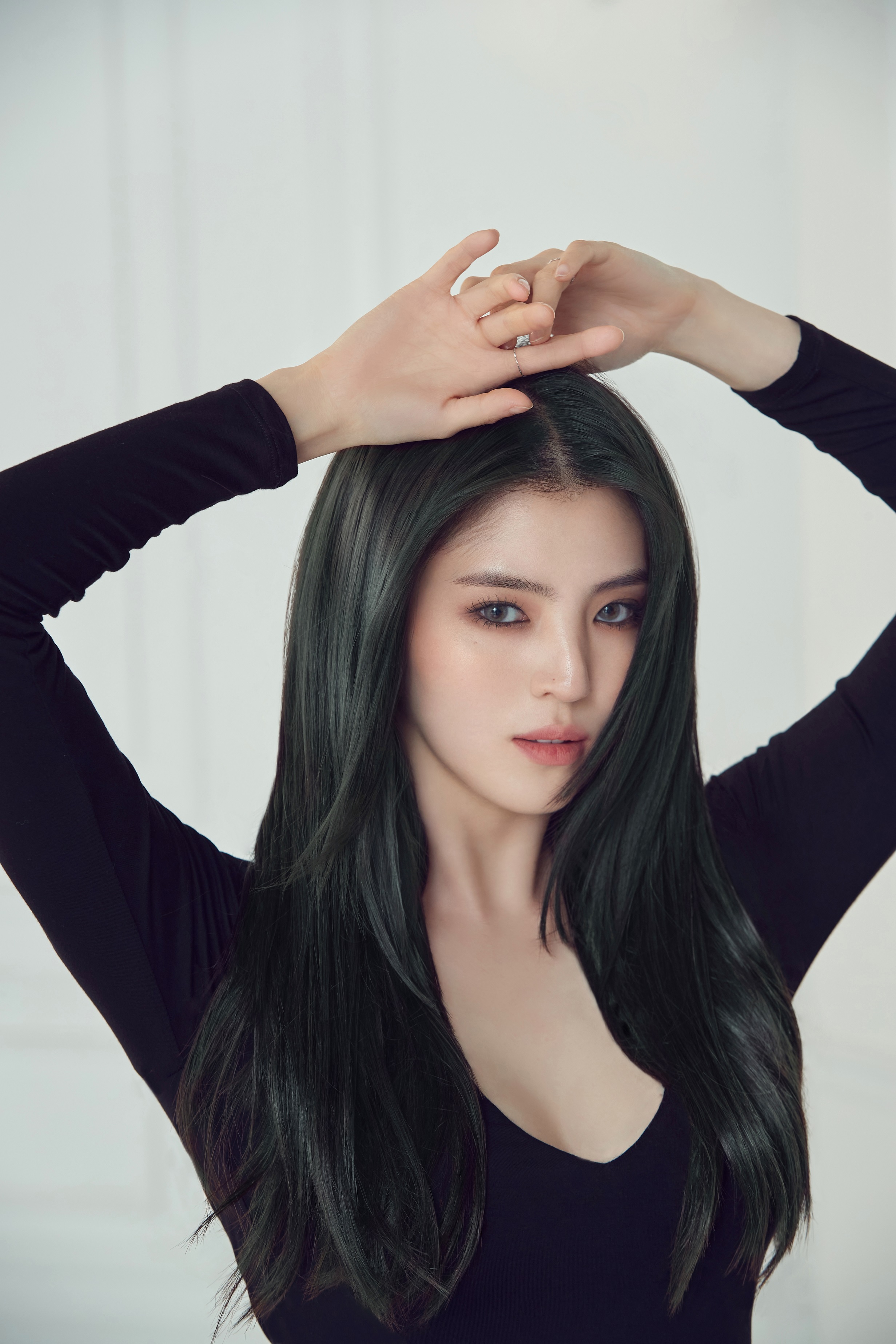  배우 한소희 로레알 파리 화보 사진