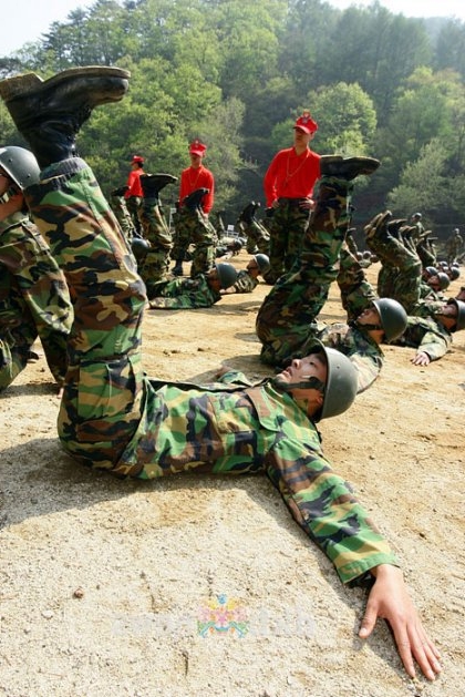 군사훈련