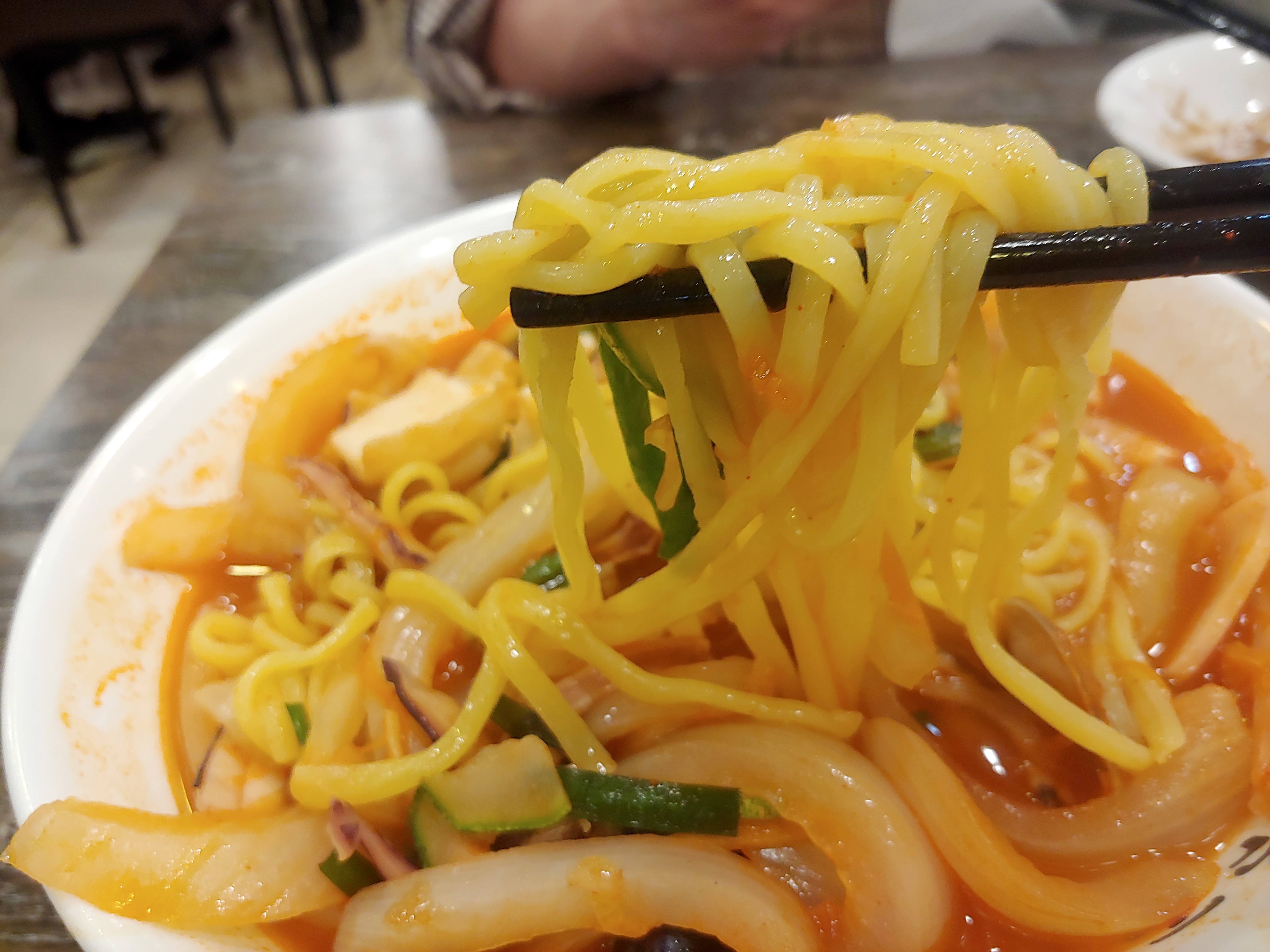  군포 산본맛집 연화산 얼큰한 해물짬뽕이 생각난다면 ~ 쟁반짜장도 굿