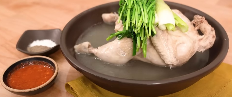 원기 회복 보양식 닭백숙
