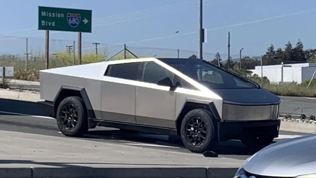  테슬라(Tesla)의 새로운 도전, 테슬라 사이버트럭
