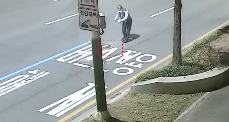  대전 오토바이 배달원 경계석 투척 사망 사건