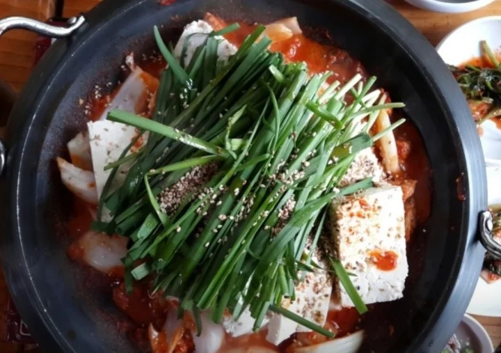 토가-두부새우젓찌개