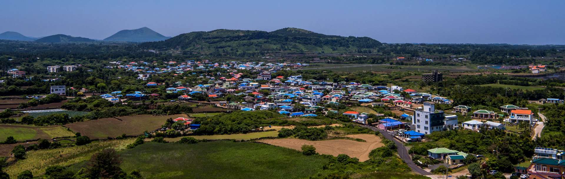 말미오름에서본 주변 경관