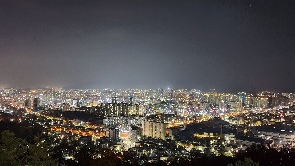  대전 야경 드라이브 명소 - 식장산 전망대