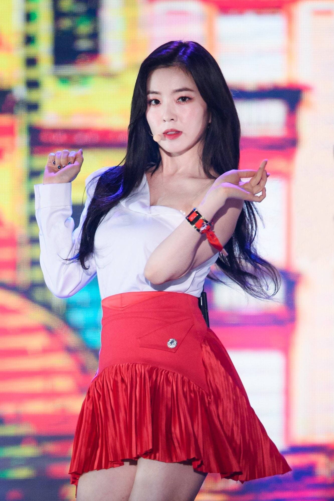 레드벨벳 아이린(배주현)